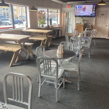 Outlaw BBQ - Indoor seating - Coffee & Tea Near Me - Moville, Iowa