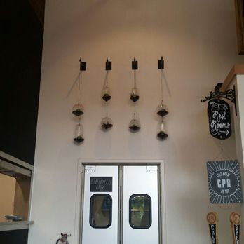Coffee Plant Roaster - I love the hanging plants! - Coffee & Tea Near Me - Eugene, Oregon