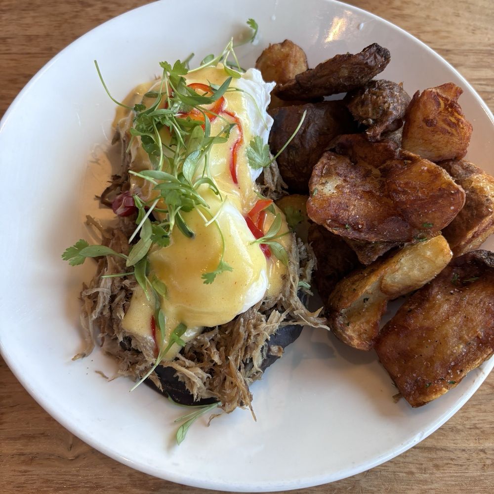Benedict's - Pulled pork & Arepa Benedict. - Breakfast & Brunch Near Me - Wayzata, Minnesota Benedict's - Pulled pork & Arepa Benedict. - Breakfast & Brunch Near Me - Wayzata, Minnesota