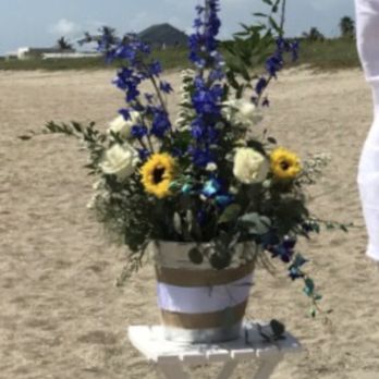 Creative Florals - Florists Near Me - Tequesta, Florida