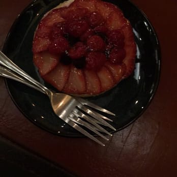 Cocoa Cinnamon - Fruit tart - Coffee & Tea Near Me - Durham, North Carolina