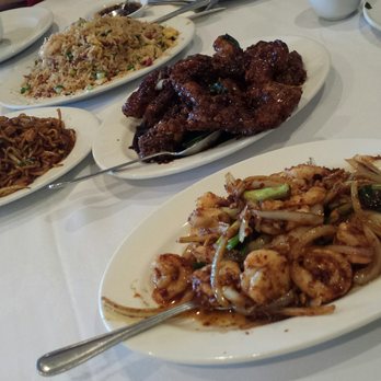 Szechuan Gourmet - House fried rice, ginger and onion shrimp, ginger crispy chicken, green beans, noodles - Chinese Near Me - North York, Ontario Szechuan Gourmet - House fried rice, ginger and onion shrimp, ginger crispy chicken, green beans, noodles - Chinese Near Me - North York, Ontario