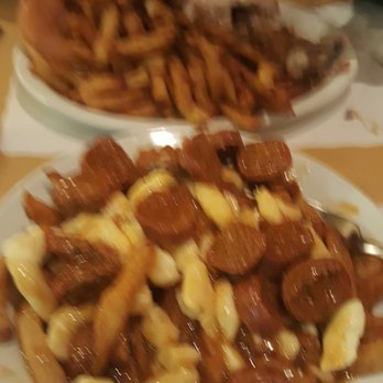 Côte St-Luc BAR-B-Q - Suasage poutine n chicken plate - Barbeque Near Me - Montreal, Quebec Côte St-Luc BAR-B-Q - Suasage poutine n chicken plate - Barbeque Near Me - Montreal, Quebec