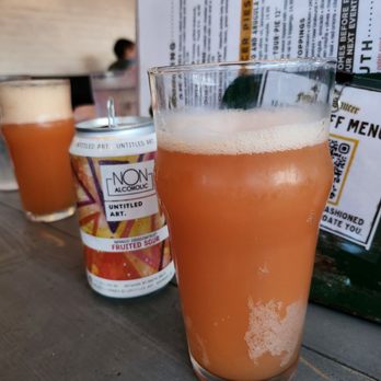 Flying Saucer Draught Emporium - Mango Dragonfruit Sour - Non-alcoholic beer. - Pubs Near Me - Raleigh, North Carolina Flying Saucer Draught Emporium - Mango Dragonfruit Sour - Non-alcoholic beer. - Pubs Near Me - Raleigh, North Carolina