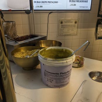 La Dolce Vita Gelato - Pistachio paste and toppings - Gelato Near Me - Milpitas, California La Dolce Vita Gelato - Pistachio paste and toppings - Gelato Near Me - Milpitas, California