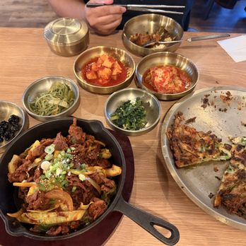 Bon Korean Cuisine - Spicy stir fry pork ssambap Seafood pancake - Korean Near Me - Redmond, Washington Bon Korean Cuisine - Spicy stir fry pork ssambap Seafood pancake - Korean Near Me - Redmond, Washington