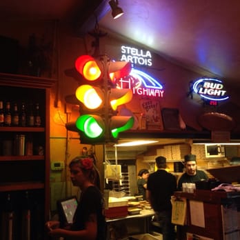 Blue Highway Pizza - Pizza Near Me - Micanopy, Florida
