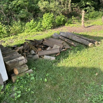 A&A Dump out Junk Removal - Junk Removal & Hauling Near Me - Blue Island, Illinois A&A Dump out Junk Removal - Junk Removal & Hauling Near Me - Blue Island, Illinois