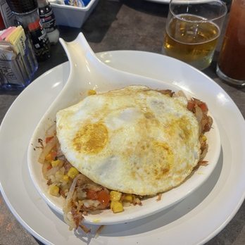 That’s my jam - Chicken carnitas hash brown skillet - New American Near Me - The Hills, Texas