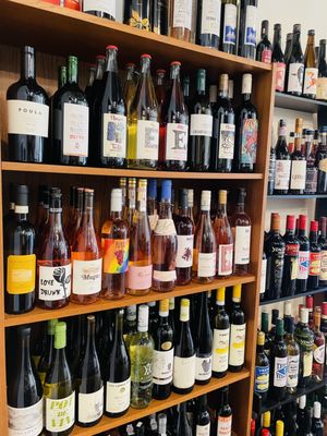 Hela Provisions by null