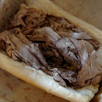 Fratellos Hot Dogs - Italian Beef - Hot Dogs Near Me - Volo, Illinois