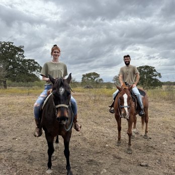 Southern Trails - Horseback Riding Near Me - Manor, Texas