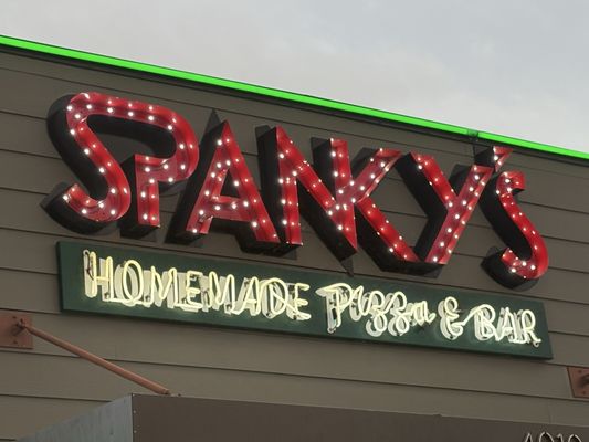 Spanky's by null