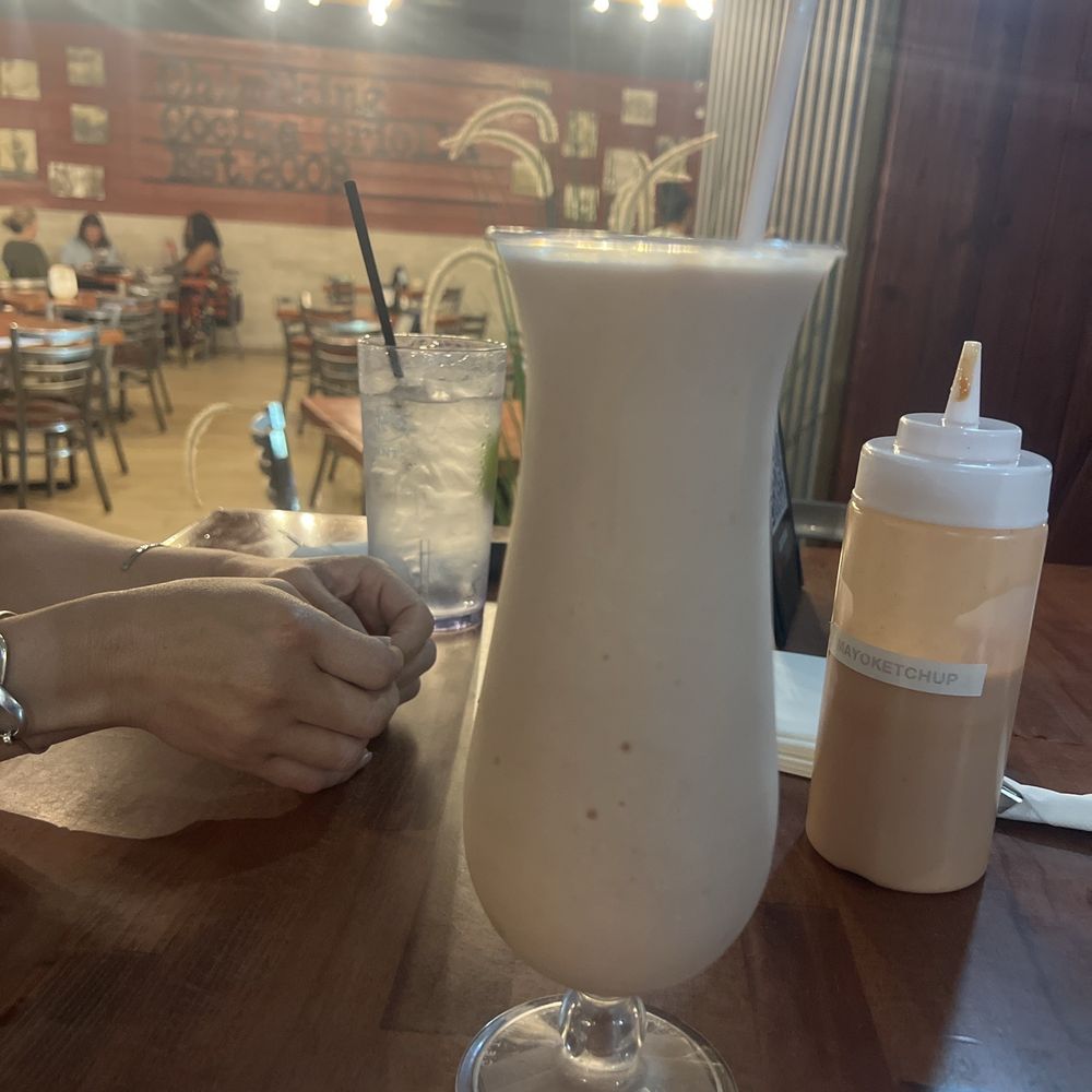 Chimiking Restaurant - Whisperlakes - Papaya shake & lemonade - Latin American Near Me - Orlando, Florida