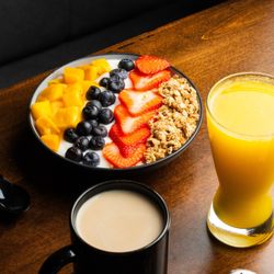 Foodie Club - Parfait with fresh Orange Juice.