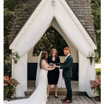 I Marry U - I MARRY U at Royal Ashburn Golf Club in Whitby - Officiants Near Me - Oshawa, Ontario I Marry U - I MARRY U at Royal Ashburn Golf Club in Whitby - Officiants Near Me - Oshawa, Ontario