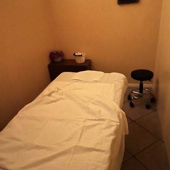 Kay Massage - Body massage room - Beauty & Spas Near Me - Artesia, California Kay Massage - Body massage room - Beauty & Spas Near Me - Artesia, California