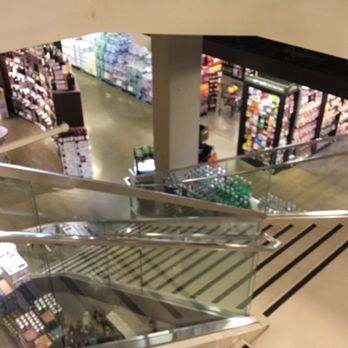 Mariano's - Lakeshore East - Grocery Near Me - Chicago, Illinois Mariano's - Lakeshore East - Grocery Near Me - Chicago, Illinois