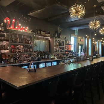 Fireside Lounge - Wine Bars Near Me - Bellaire, Michigan