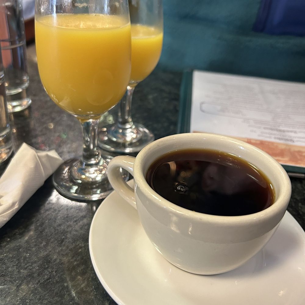 Annie's - Coffee & OJ - Sandwiches Near Me - Newport, Rhode Island Annie's - Coffee & OJ - Sandwiches Near Me - Newport, Rhode Island