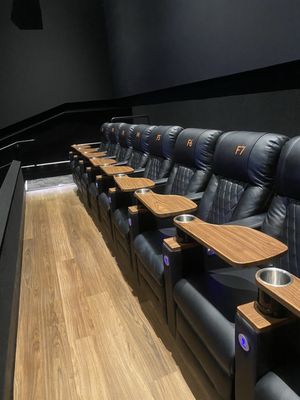 Regal Paseo by null