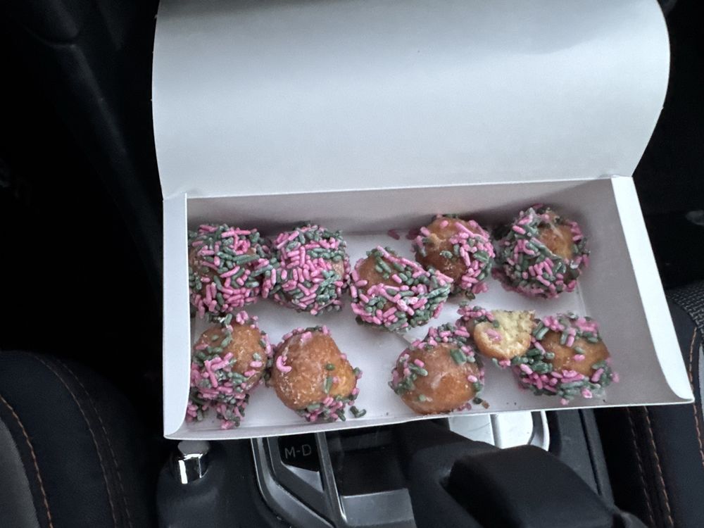 Dunkin' Logo