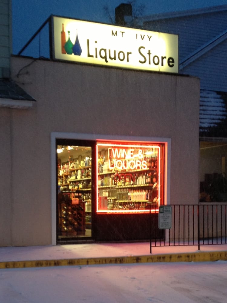 Mount Ivy Wine & Liquor Logo