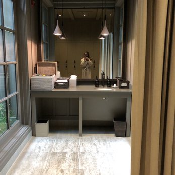 Meadowood Spa - Nice vanity but where are chairs? - Day Spas Near Me - Saint Helena, California