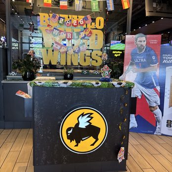 Buffalo Wild Wings - Picking up take out - Chicken Wings Near Me - Hayward, California Buffalo Wild Wings - Picking up take out - Chicken Wings Near Me - Hayward, California