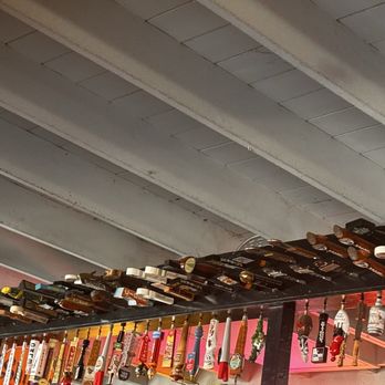 Billy's on Burnet - American Near Me - Austin, Texas