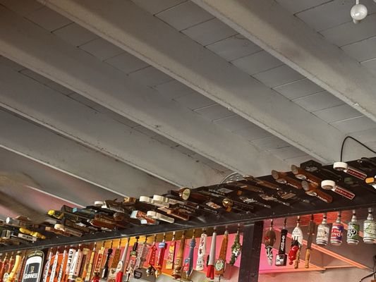 Billy's On Burnet by null