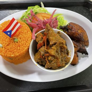 Owls Corner Cafe - Carne guisada with arroz con gandules, plantains and a salad on the side - Breakfast & Brunch Near Me - Baltimore, Maryland Owls Corner Cafe - Carne guisada with arroz con gandules, plantains and a salad on the side - Breakfast & Brunch Near Me - Baltimore, Maryland