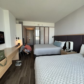Universal Aventura Hotel - Room interior - Resorts Near Me - Orlando, Florida