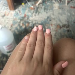 Pro Nails - after 4 days my nail fell off