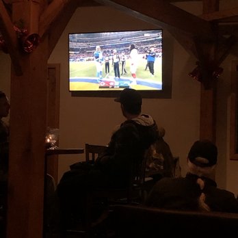 Oakside - Upstairs Bar - Seafood Near Me - Big Bear Lake, California