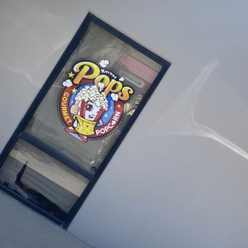 Uncle Bob's Popcorn - The first sign I was at the right place - Popcorn Shops Near Me - Tucson, Arizona Uncle Bob's Popcorn - The first sign I was at the right place - Popcorn Shops Near Me - Tucson, Arizona