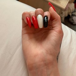 Passion Nails