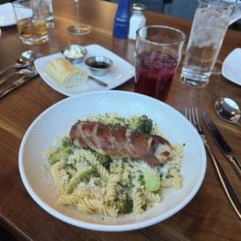 Monarch Kitchen & Bar - Chicken saltimbocca - American Near Me - Davenport, Iowa Monarch Kitchen & Bar - Chicken saltimbocca - American Near Me - Davenport, Iowa