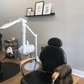 Oasis Face Bar OTR - Inside Oasis. Great small space for facials. - Skin Care Near Me - Cincinnati, Ohio