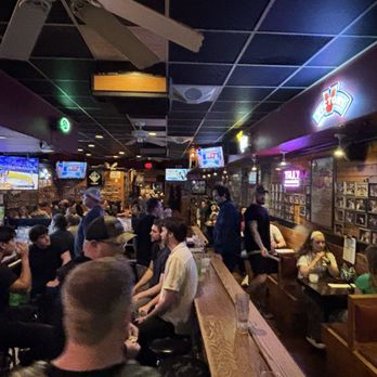 Hemingway's Cafe - Dive Bars Near Me - Pittsburgh, Pennsylvania