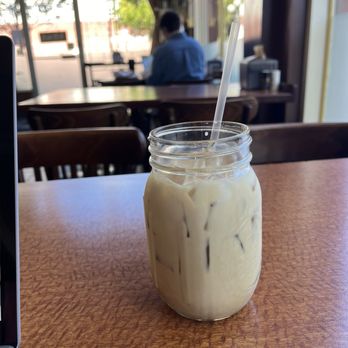 Community Cup Coffee - Iced Vanilla Latte - Coffee & Tea Near Me - Eugene, Oregon