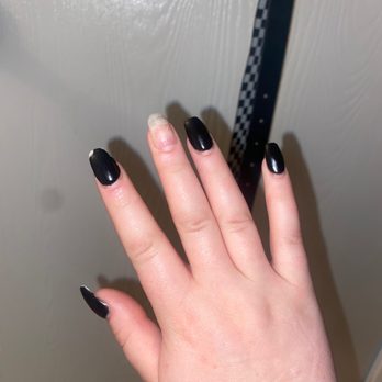 Miracle Nail Art - My nails after one week of a no-chip fill - Nail Salons Near Me - Palatine, Illinois