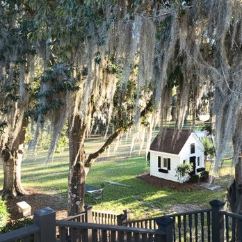 Cotton Hall - I believe this was originally a children's play house, now used for storage. - Bed & Breakfast Near Me - Yemassee, South Carolina Cotton Hall - I believe this was originally a children's play house, now used for storage. - Bed & Breakfast Near Me - Yemassee, South Carolina