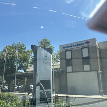 Electrify America - EV Charging Stations Near Me - Davis, California Electrify America - EV Charging Stations Near Me - Davis, California