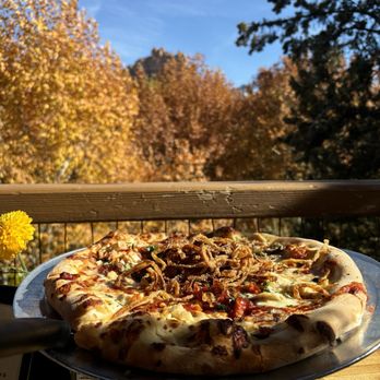 Hideaway House - Bbq chicken pizza - Pizza Near Me - Sedona, Arizona Hideaway House - Bbq chicken pizza - Pizza Near Me - Sedona, Arizona