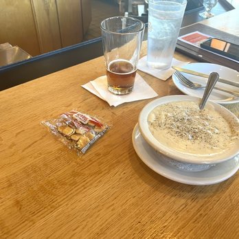 Stoneforge Grill - Bowl - Clam Chowder - American Near Me - South Easton, Massachusetts