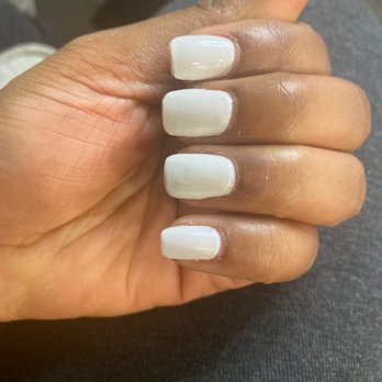 NaiLAX - Lumpy! And looks and mess - Nail Salons Near Me - El Segundo, California