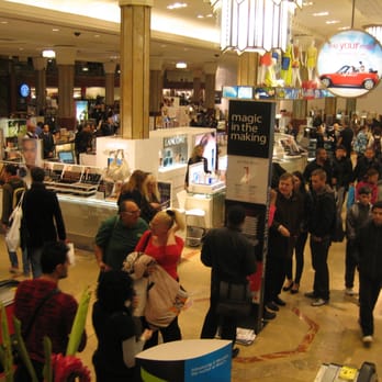 Macy's - Overwhelming store - Department Stores Near Me - New York, New York Macy's - Overwhelming store - Department Stores Near Me - New York, New York