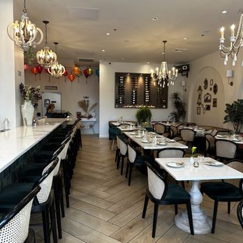 Lantern House Kitchen & Bar - Asian Fusion Near Me - Reston, Virginia Lantern House Kitchen & Bar - Asian Fusion Near Me - Reston, Virginia