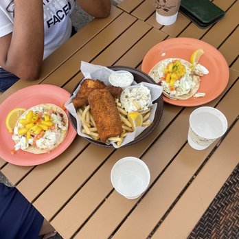 Coconuts Fish Cafe - Fish Tacos (GF), Fish & Chips - Seafood Near Me - Kihei, Hawaii